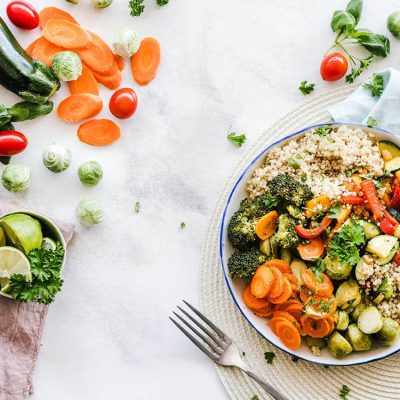 Plato de verduras con zanahorias